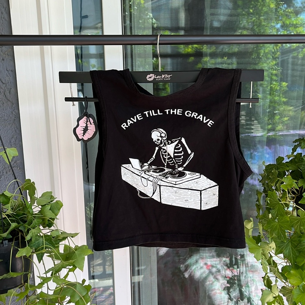Rave To The Grave NakedTilTheBeatDrops Large Crop Top